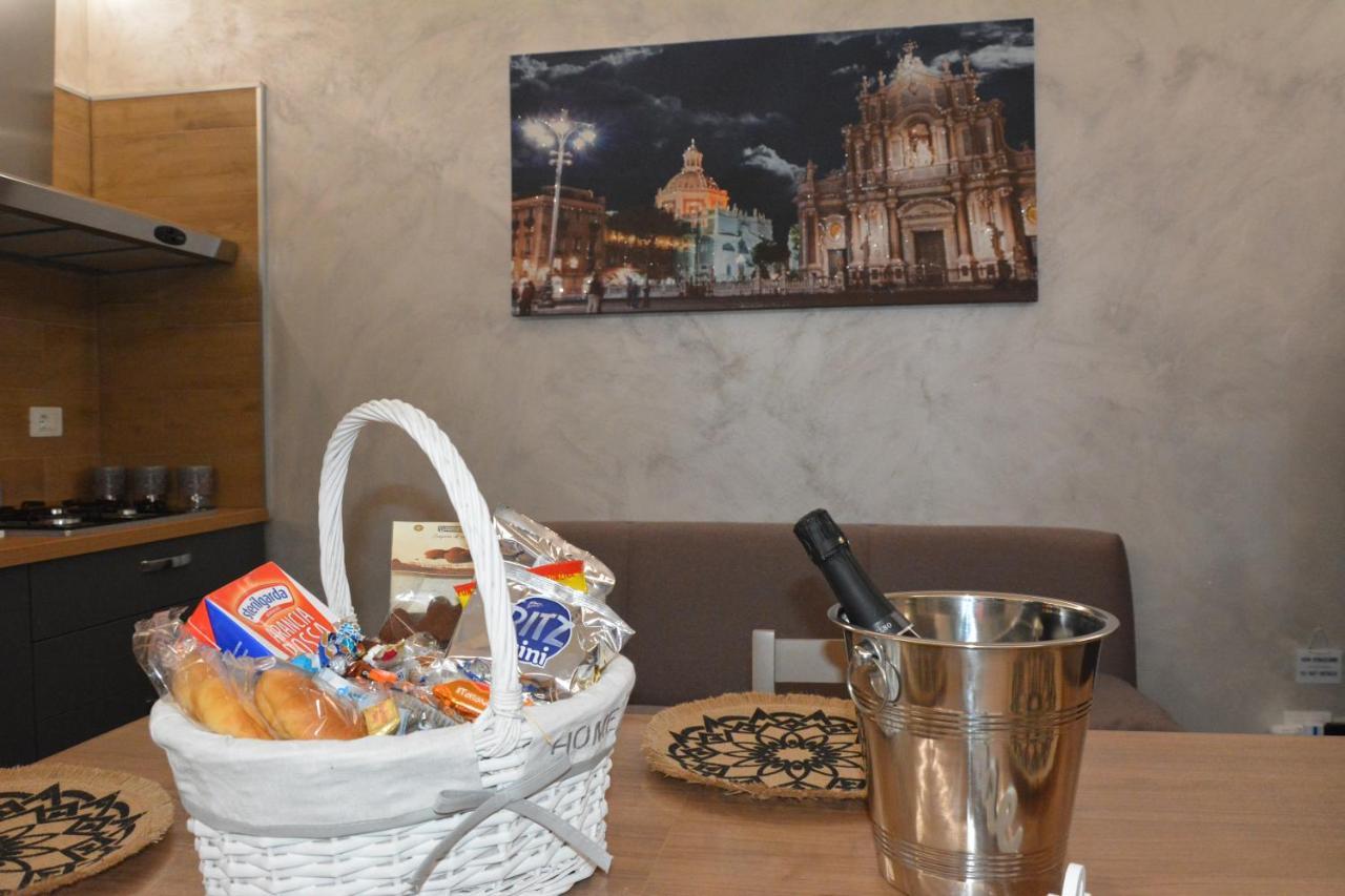 Aitho Apartment 45 Катания Екстериор снимка