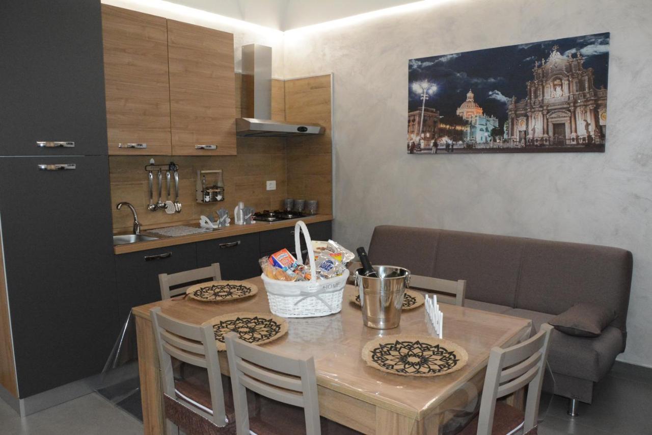 Aitho Apartment 45 Катания Екстериор снимка