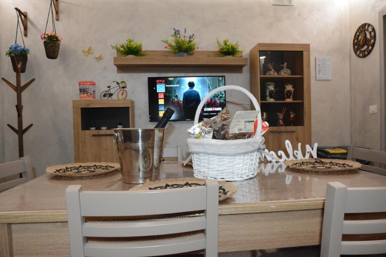 Aitho Apartment 45 Катания Екстериор снимка