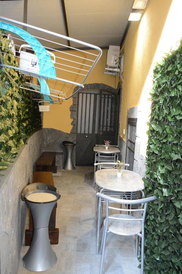 Aitho Apartment 45 Катания Екстериор снимка